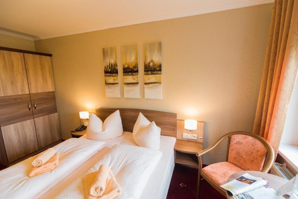 Berghotel Wilhelmsburg Bad Kosen Bilik gambar